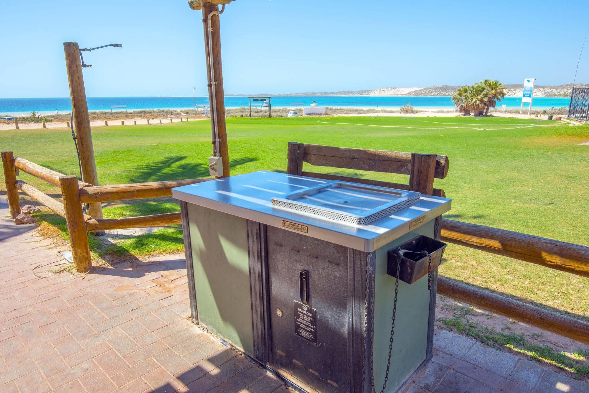 Ningaloo Reef Resort Coral Bay Zewnętrze zdjęcie
